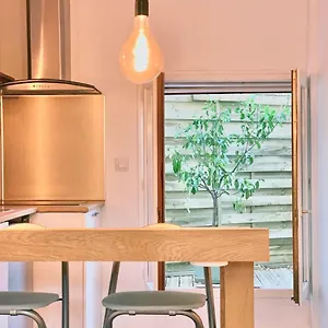 https://very-pleasant-studio-on-the-ground-floor-with-2-small.hotels-rhonealpes.com