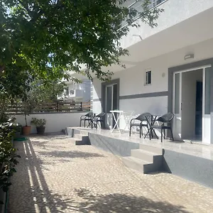 Sunflower Saranda